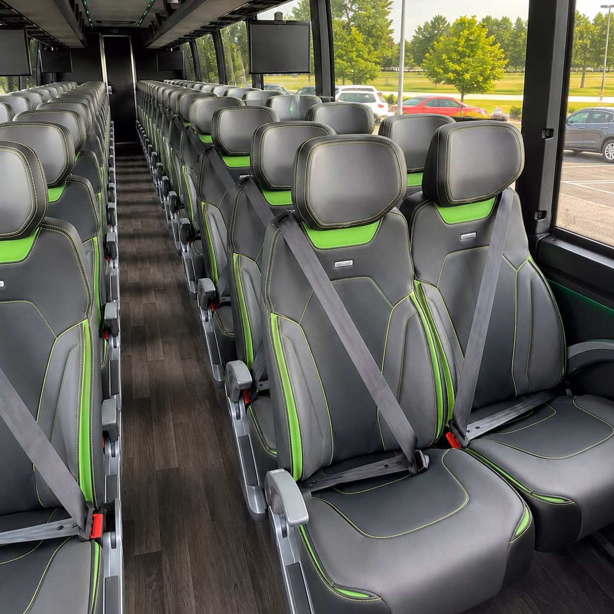 charter buses for large concert groups heading to sunriver gorge amphitheatre and beyond
