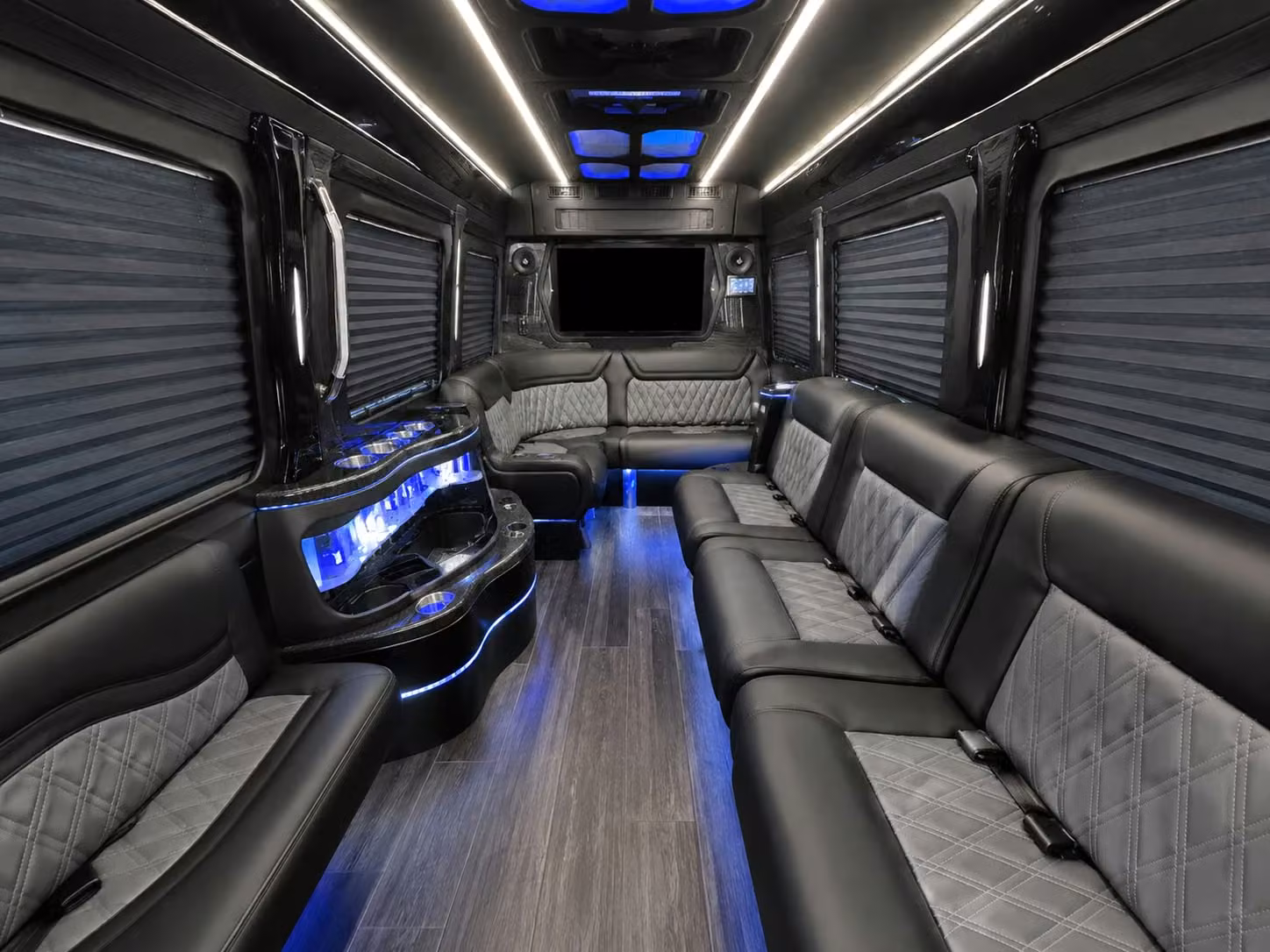 convention and conference shuttle buses for tigard area companies