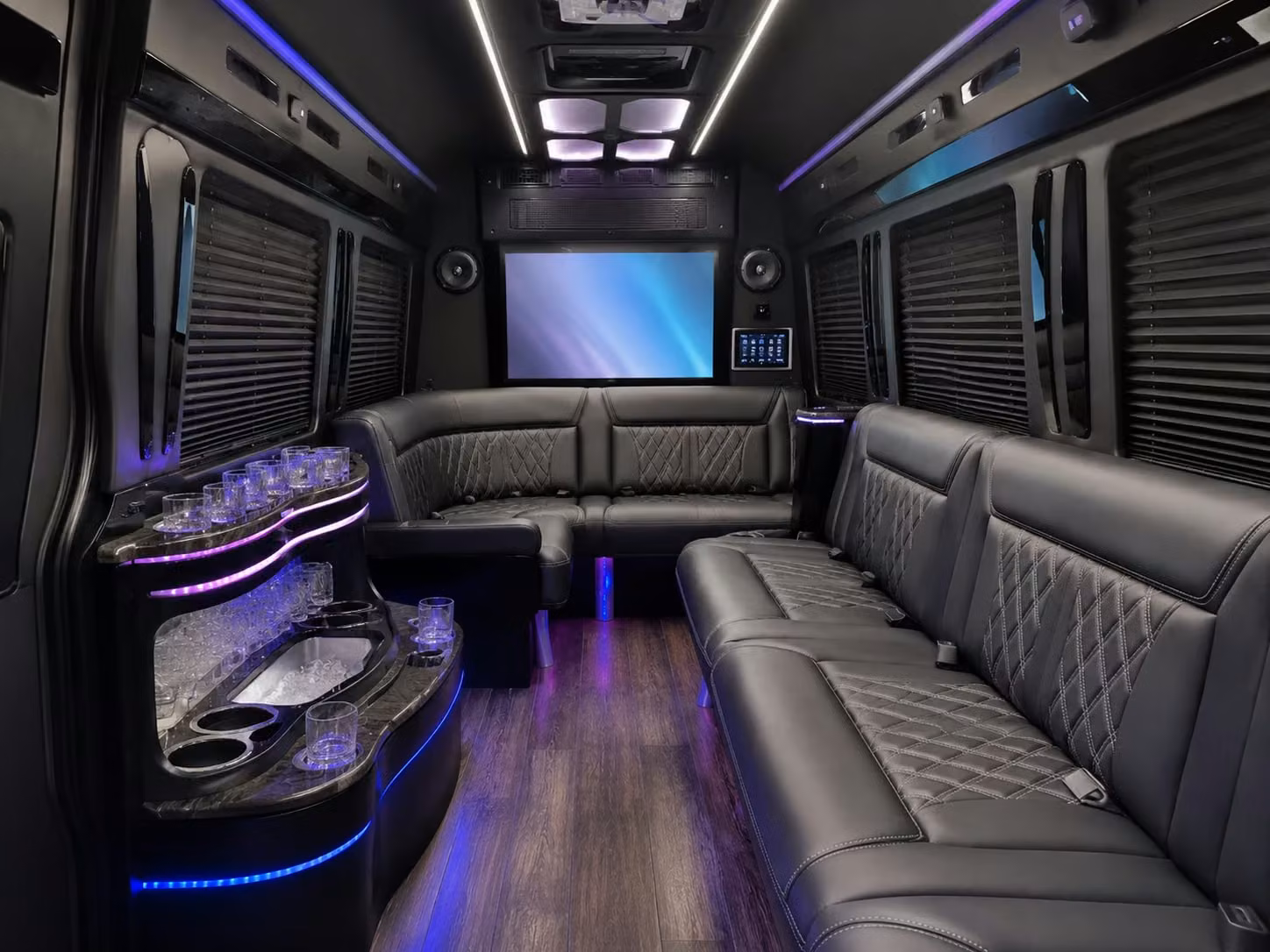 tigard 25 passenger minibus rental